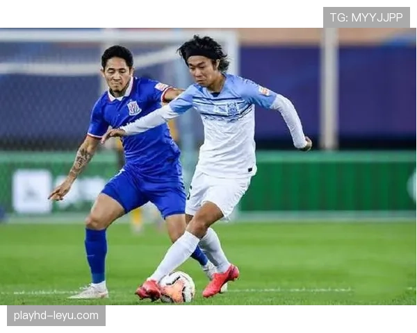 黄喜灿状态回暖，精准射门助力球队取得关键胜利