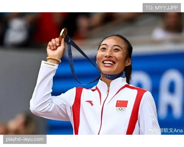 郑钦文喝杯咖啡的钱够我吃一个月食堂